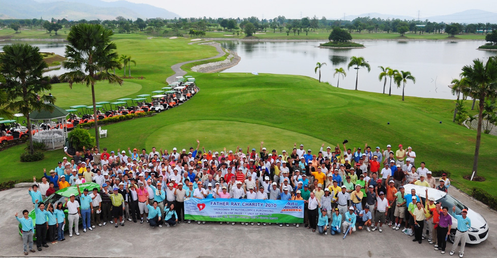 AutoAlliance Sponsored Golf Charity For Father Ray Foundation